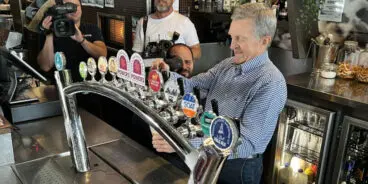 Bernie_first_beer-810x405